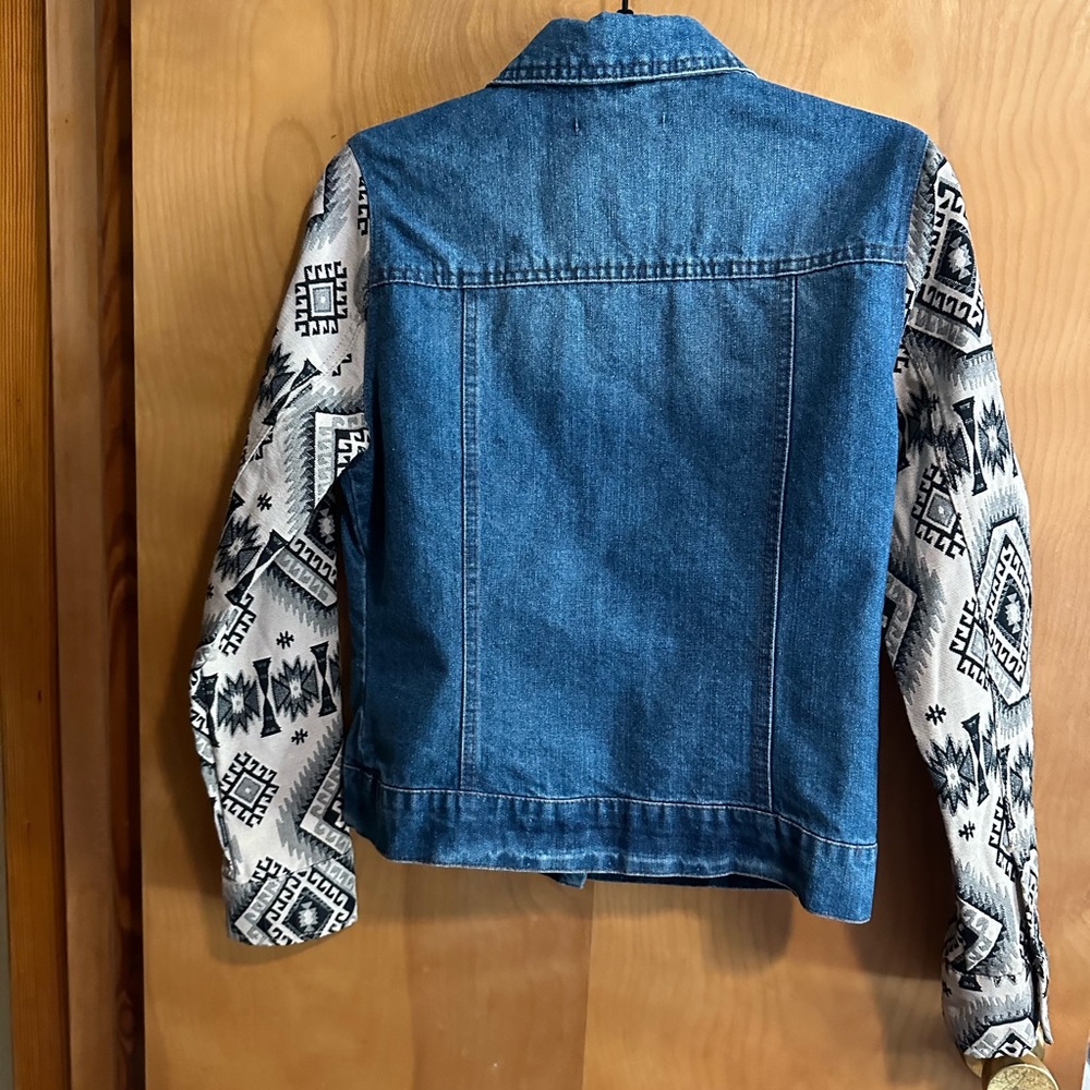 Jacket - Picture 2 of 2